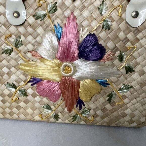 Vintage Handmade in Philippines Woven Straw Bag Pink Yellow Purple Flowers - Picture 3 of 12